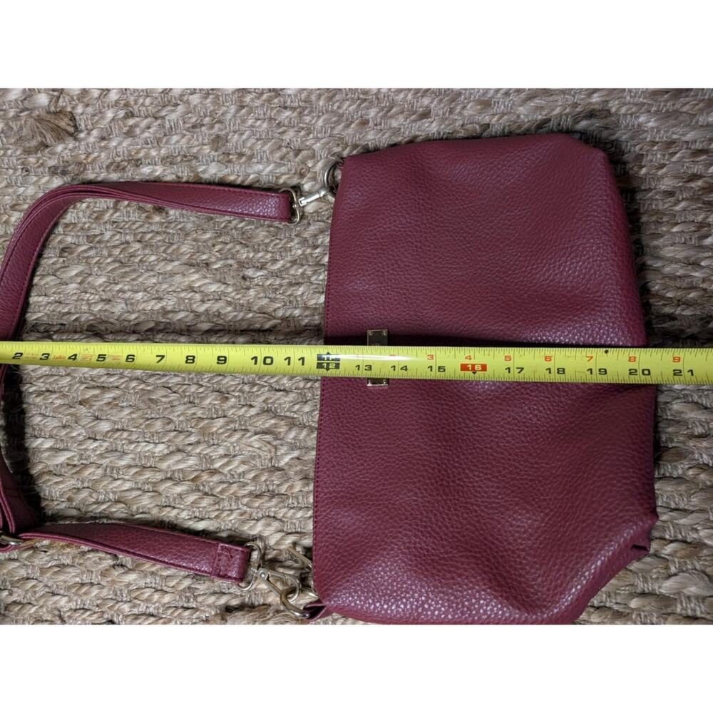 BCBG Paris Red Pebbled Faux Leather Open Shoulder Tote Bag & Crossbody Bag - Picture 16 of 16